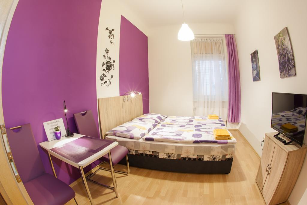 Apartmany - Penzion Smetanka Ceske Budejovice Exterior photo